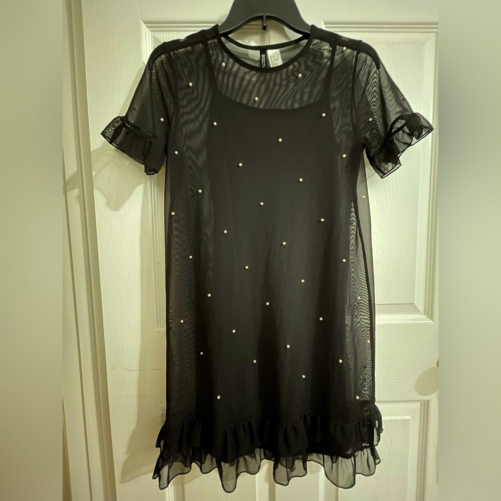 Mini black dress